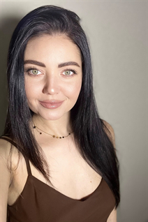 Pretty Ukrainian woman ekaterina from kyiv with Black hair age 39