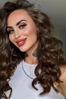 Rencontre fille ukrainienne anzhela de kiev avec Chatain clairs cheveux, age 29