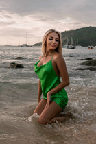 Single ukrainian lady katherina from kyiv with Blonde hair age 31 photo-12
