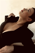 Dating a romanian girl elena from bucharest with Dark Brown hair 49 years old photo-3