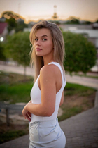 Rencontre une fille moldave irina de tiraspol avec Chatain clairs cheveux, âge 29 photo-7