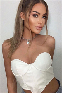emmerich am rhein bride laura with Blonde hair age 27