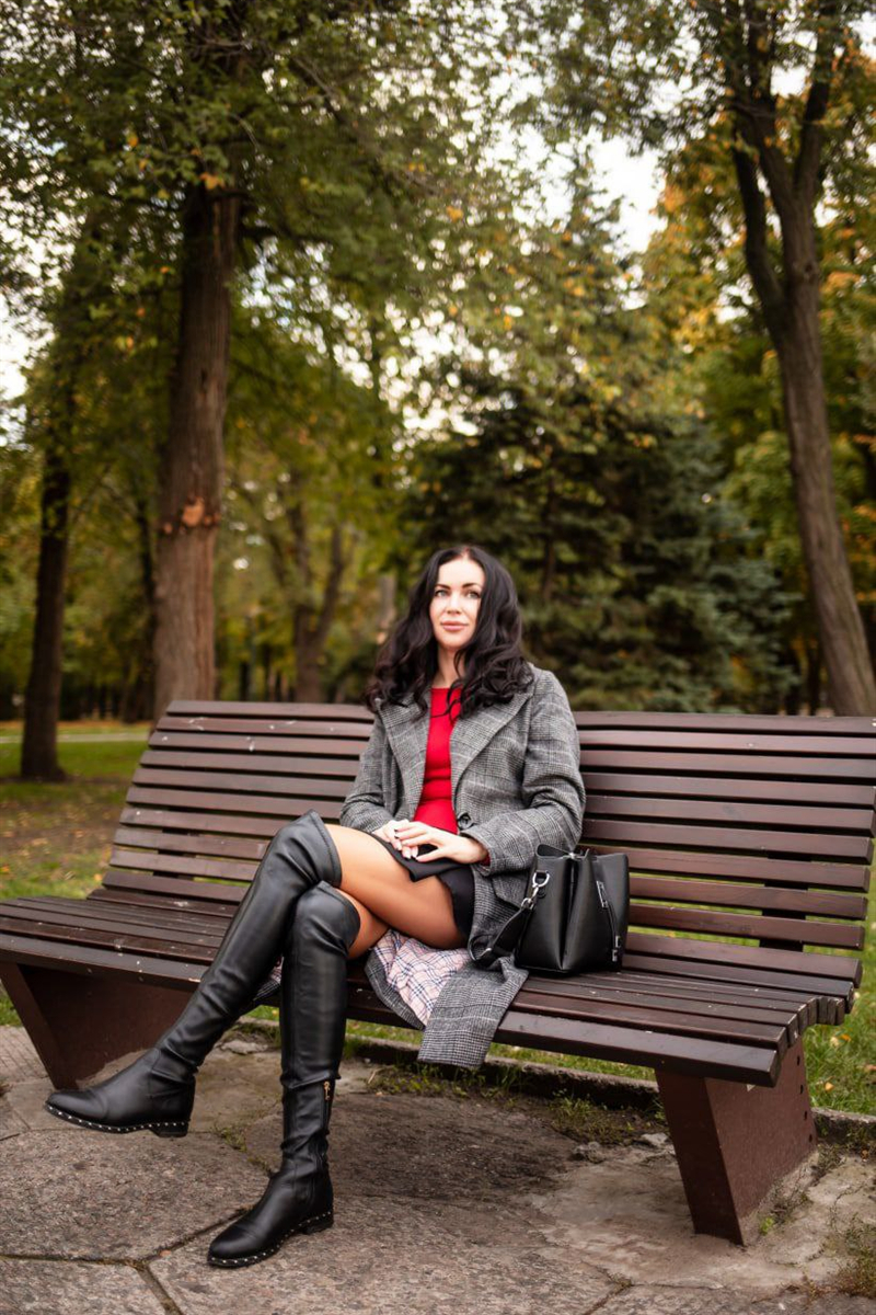 Gorgeous Kristina (39 y.o.) from Dnepr with Dark Brown hair - ID 377059 ...