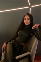 Ukrainian bride darya from kiev with Dark Brown hair age 32 photo-2