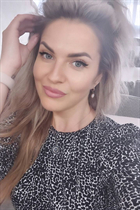 Beautiful wife from Ukraine irina from zaporozhye with Blonde hair age 34 photo-6