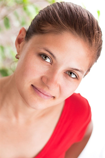 Russian live chat with viktoria from kharkov with Dark Brown hair age 39