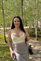 Dame ukrainienne liudmyla de lviv avec Noirs cheveux, âge 43 photo-3