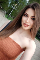 Épouse d'Ukraine alina de rivne avec Chatain clairs cheveux, âge 27 photo-7