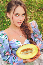 Bride from new york anastasia with Dark Brown hair age 33 photo-11