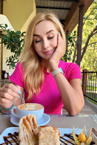 Date ukrainian girl elena from dnepr with Light Brown hair age 63 photo-5