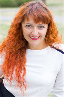 Single women from ukraine oksana from nikolaev with Red hair age 44
