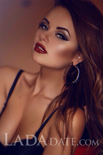 Beautiful girl in ukraine victroria from kiev with Light Brown hair age 29