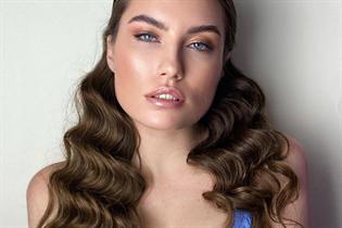 Wife from Ukraine evgheniia from los angeles with Dark Brown hair age 30 photo-12