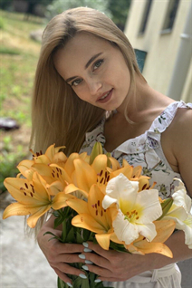 Girl in Ukraine irina from kramatorsk with Blonde hair age 32