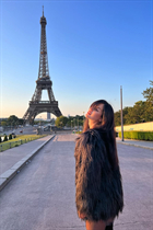 Ukranian bride maryna from kiev with Dark Brown hair age 31 photo-2