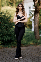 Deslumbrante mujer ucraniana ilona de ivano-frankovsk con pelo Marrón claro y edad 25 photo-2