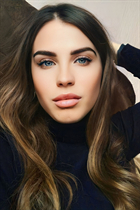 rome mariée natalia avec Brunette cheveux, âge 35 photo-2