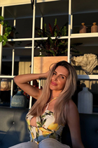 Belle femme ukrainienne célibataire viktoriia de kiev avec Blond cheveux, âge 44 photo-5