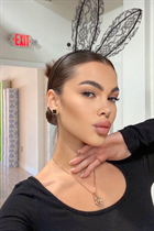 Pretty girl daria from miami with Dark Brown hair age 24 photo-4