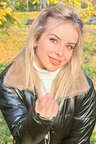 Pretty girl nadezhda from riyadh with Blonde hair age 34 photo-1