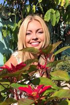 Beautiful argentinian woman adriana from rosario with Blonde hair 59 years old photo-12