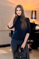 Beautiful woman of ukrainian natalia from odessa with Dark Brown hair age 36 photo-3