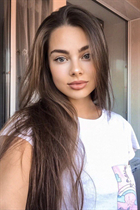 Bride from dubai kateryna with Light Brown hair age 28 photo-5