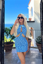 Girl from toronto eva with Blonde hair age 25 photo-4