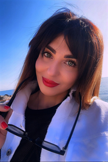 Femme ukrainienne victoria de odesa avec Brunette cheveux, âge 48