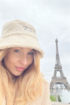 Mujer perfecta irina de zurich con pelo Rubio y edad 30 photo-17