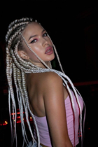 Beauté ukrainienne maria de odesa avec Chatain clairs cheveux, âge 20 photo-5