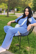 Ukrainian girl veronika from kharkov with Black hair age 31 photo-3