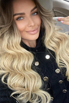 Single Russian girl olga from saint-petersburg with Light Brown hair age 28 photo-7