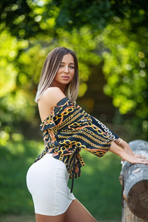 Femme ukrainienne pour sortir avec yulia de kiev avec Chatain clairs cheveux, âge 26