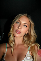 Beautiful single ukrainian woman snizhana from kyiv with Blonde hair age 25 photo-14