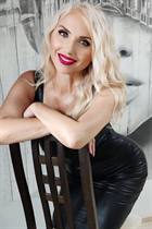 Mariée de kusadasi nataliia avec Blanc gris cheveux, âge 55 photo-5