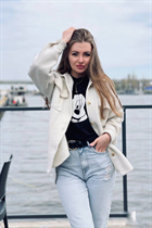 Pretty girl diana from vienna with Dark Brown hair age 27 photo-4