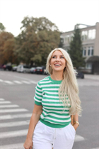 london bride tatiana with Blonde hair age 49 photo-10