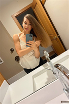 Perfect woman lilia from manassas with Light Brown hair age 43 photo-9