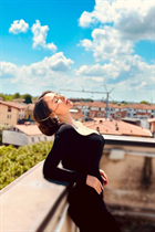Jolie fille anna de batumi avec Chatain clairs cheveux, âge 37 photo-9