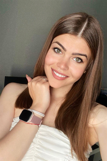 Single Ukrainian bride olesia from dnepr with Light Brown hair age 27