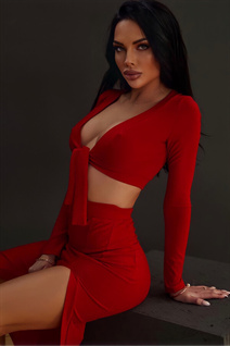 Pretty Ukraine girl valeria from lviv with Black hair age 28