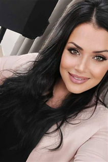 Rencontre une femme ukrainienne anna de odessa avec Noirs cheveux, âge 43