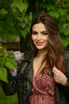 Ukranian bride yulia from kharkov with Dark Brown hair age 40 photo-8