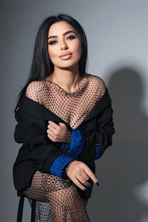 Stunning Ukrainian girl viktoriya from vinnitsa with Black hair age 30