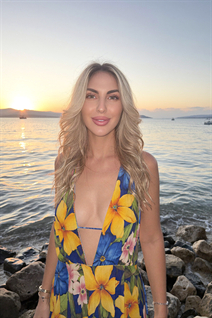 Mariée ukrainienne yuliia de mykolaiv avec Blond cheveux, âge 34