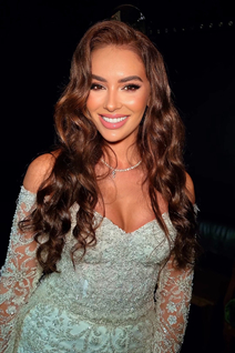 Girl from zurich yuliia with Dark Brown hair age 36