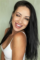 Dame d'Ukraine ekaterina de uzhgorod avec Noirs cheveux, âge 40 photo-1