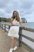 Girl from hague yuliia with Blonde hair age 36 photo-17