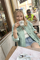 Bride from lisboa elena with Blonde hair age 59 photo-13